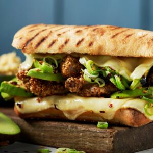 AVOCADO AND CHICKEN SANDWICH